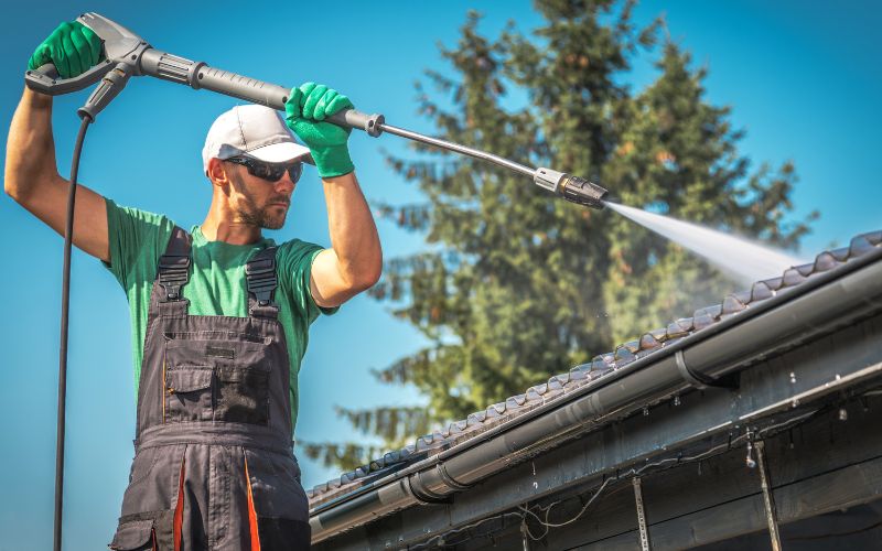 professional power washing a gutter in bergen county nj